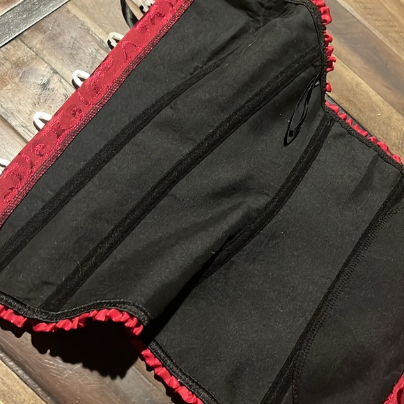 NWOT Corset top L - Picture 6 of 8